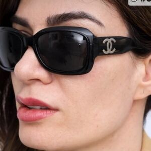 CHANEL Sunglasses With Rhinestone Large CC Logo Case Provided.